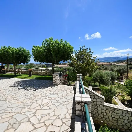 Ninemia Homes 2 Apartmán